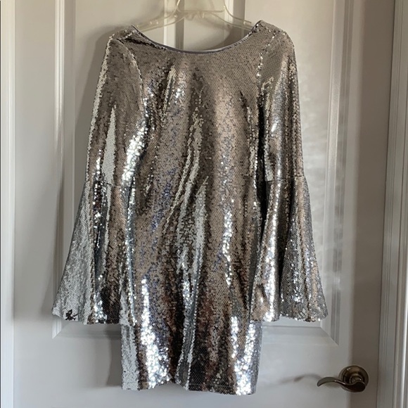 COPY - Lulu’s sequin dress - Picture 1 of 5